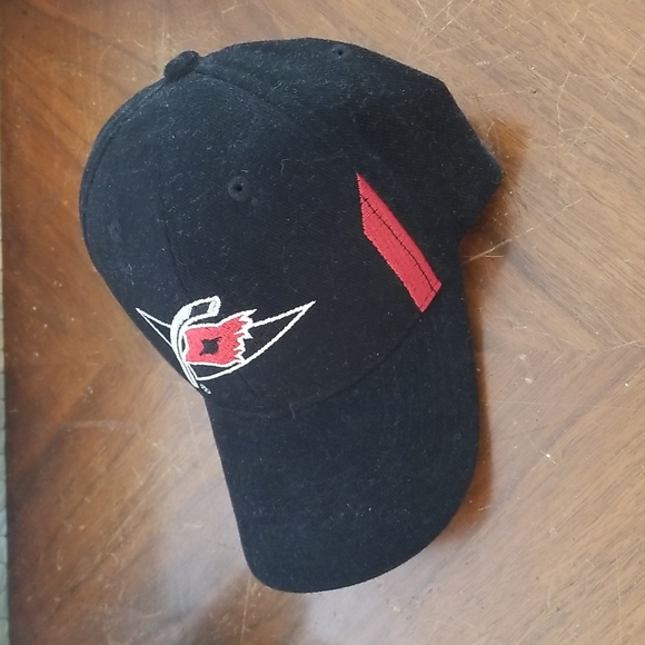 Carolina Hurricanes Hat - Picture 2 of 3